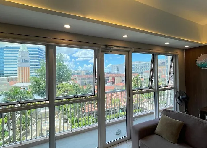 Venice Luxe Suite, 1 Bedroom Maximum, 4 Guests *